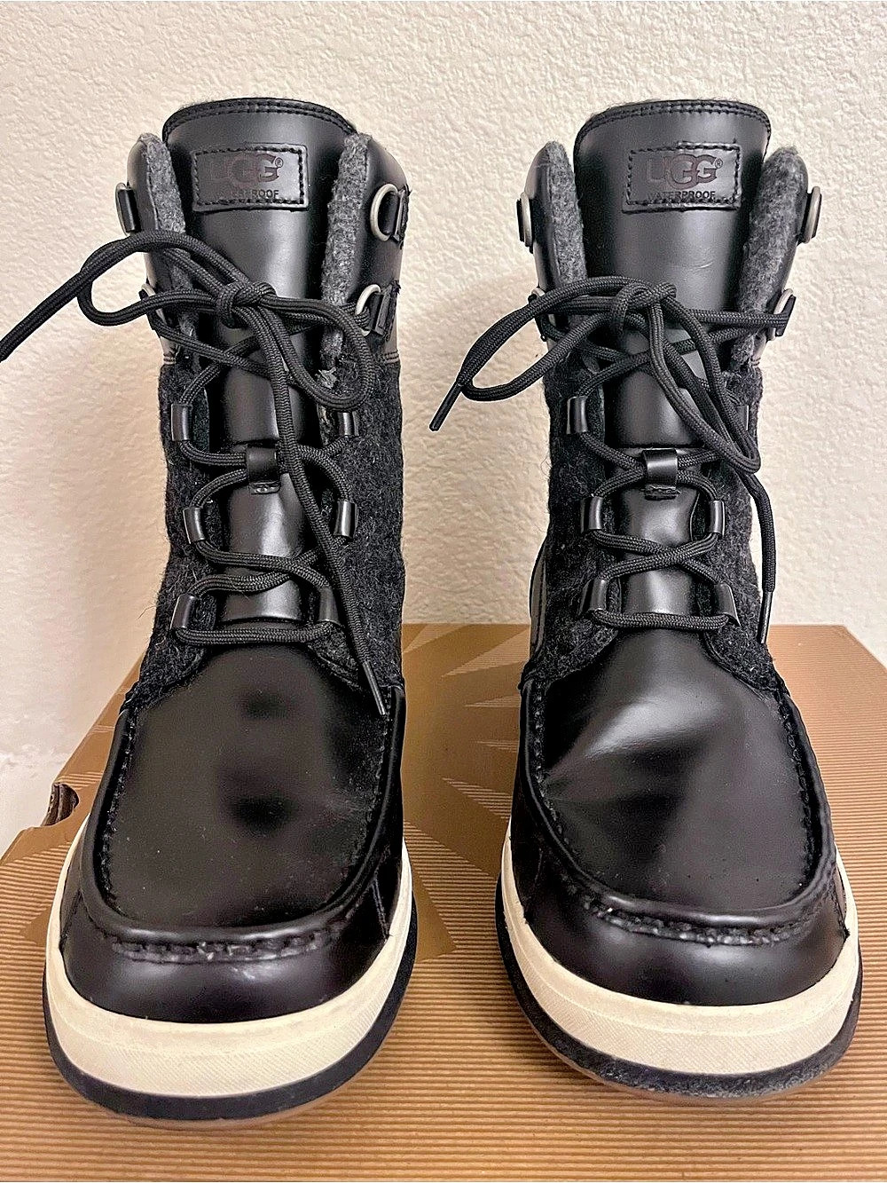 UGG Men’s Ory Waterproof Leather Wool Lace-Up Winter Boots Black Size 10 - with